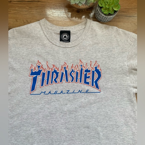 🛹Thrasher Tee-Shirt EUC  Light Gray - Picture 2 of 12